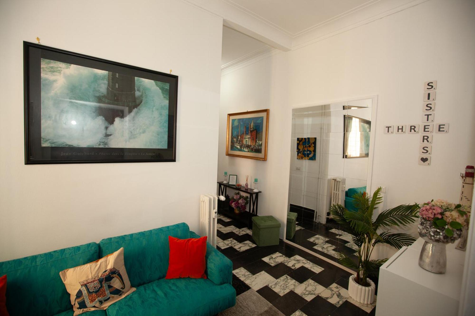 Three Sisters- La Casa Nel Cuore Di Roma Exterior photo